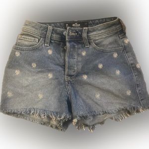 Hollister high-rise mom shorts